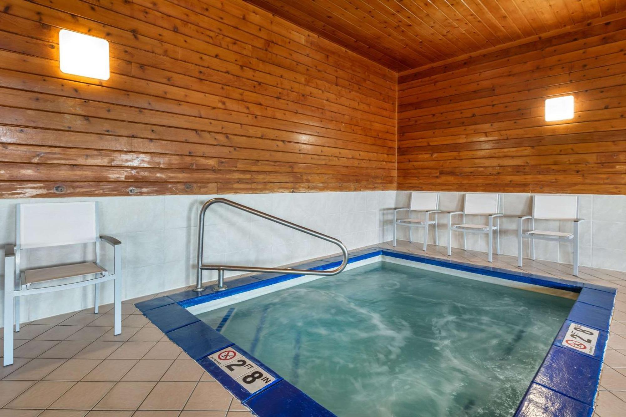 Country Inn & Suites By Radisson, Watertown, Sd Kültér fotó