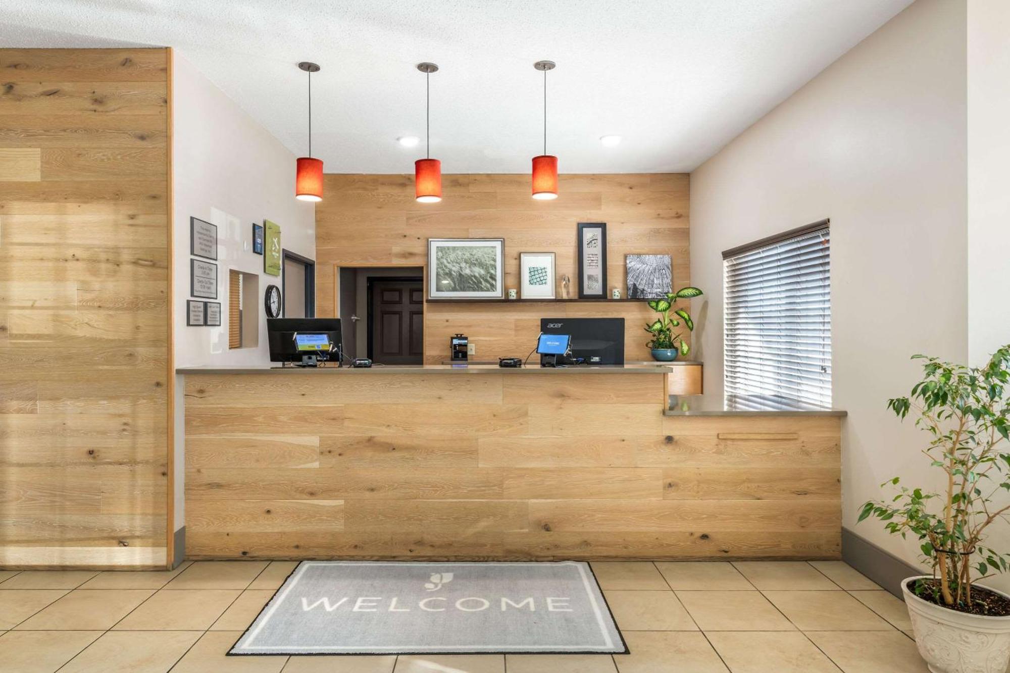 Country Inn & Suites By Radisson, Watertown, Sd Kültér fotó